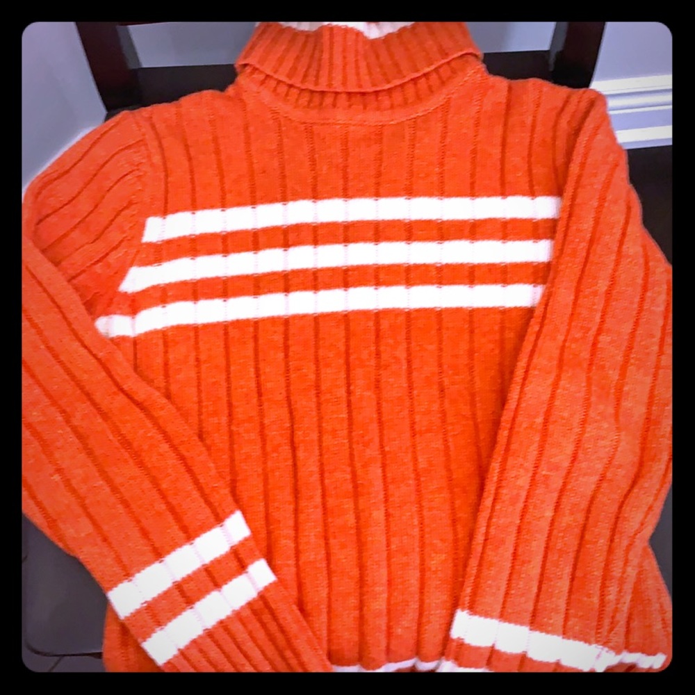 100% wool vintage sweater mint condition